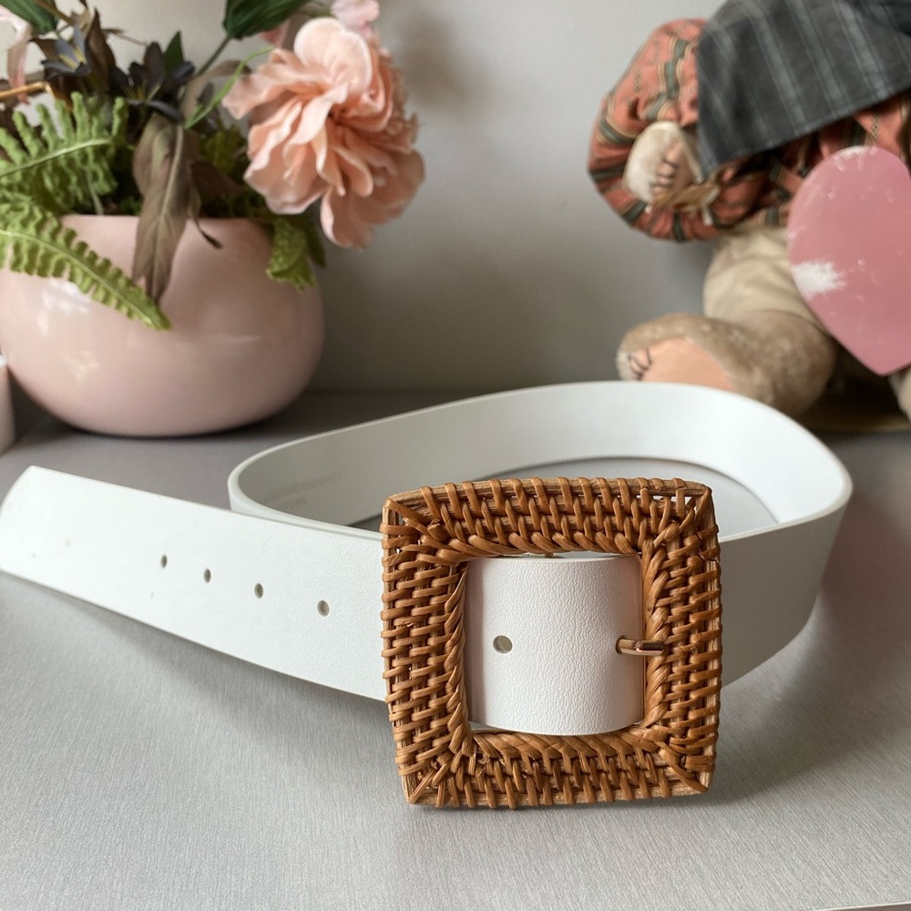 WHITE LEATHER WIDE WOVEN WICKER SQUARE BUCKLE BELT